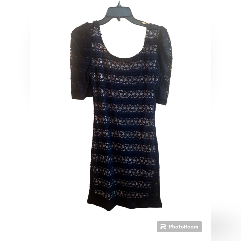 Black lace over nude dress Medium LBD round neck short sleeves